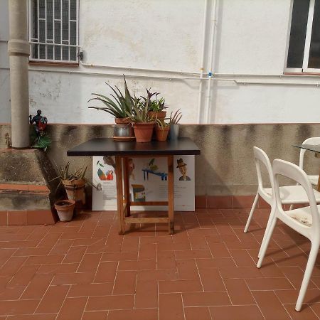 Aparteasy - Central Gracia Apartments Barcelona Luaran gambar