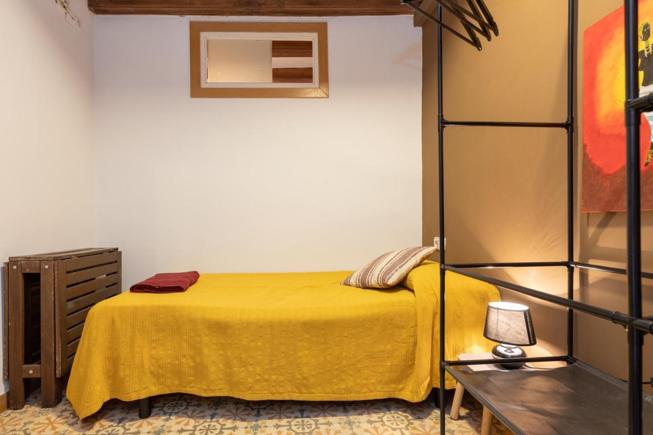 Aparteasy - Central Gracia Apartments Barcelona Luaran gambar