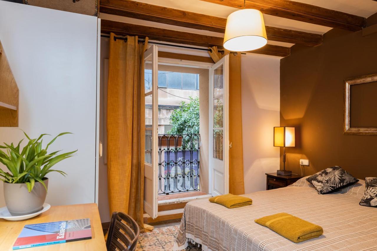 Aparteasy - Central Gracia Apartments Barcelona Luaran gambar