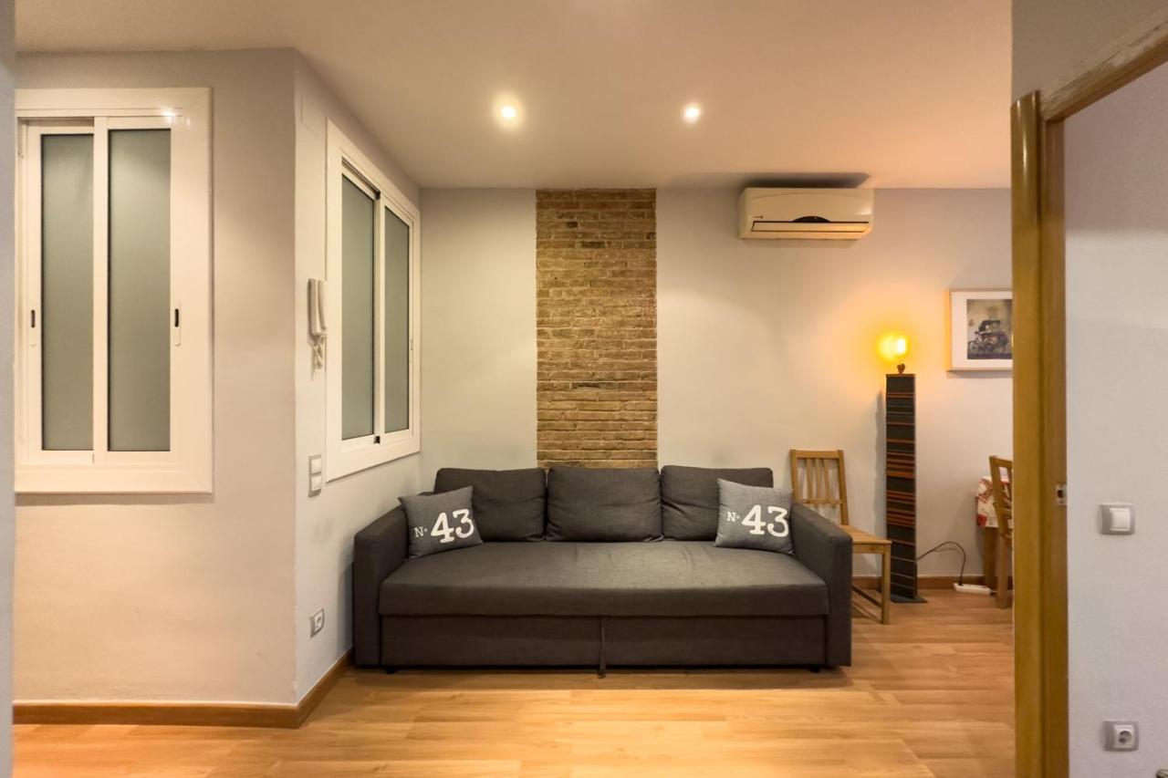 Aparteasy - Central Gracia Apartments Barcelona Luaran gambar