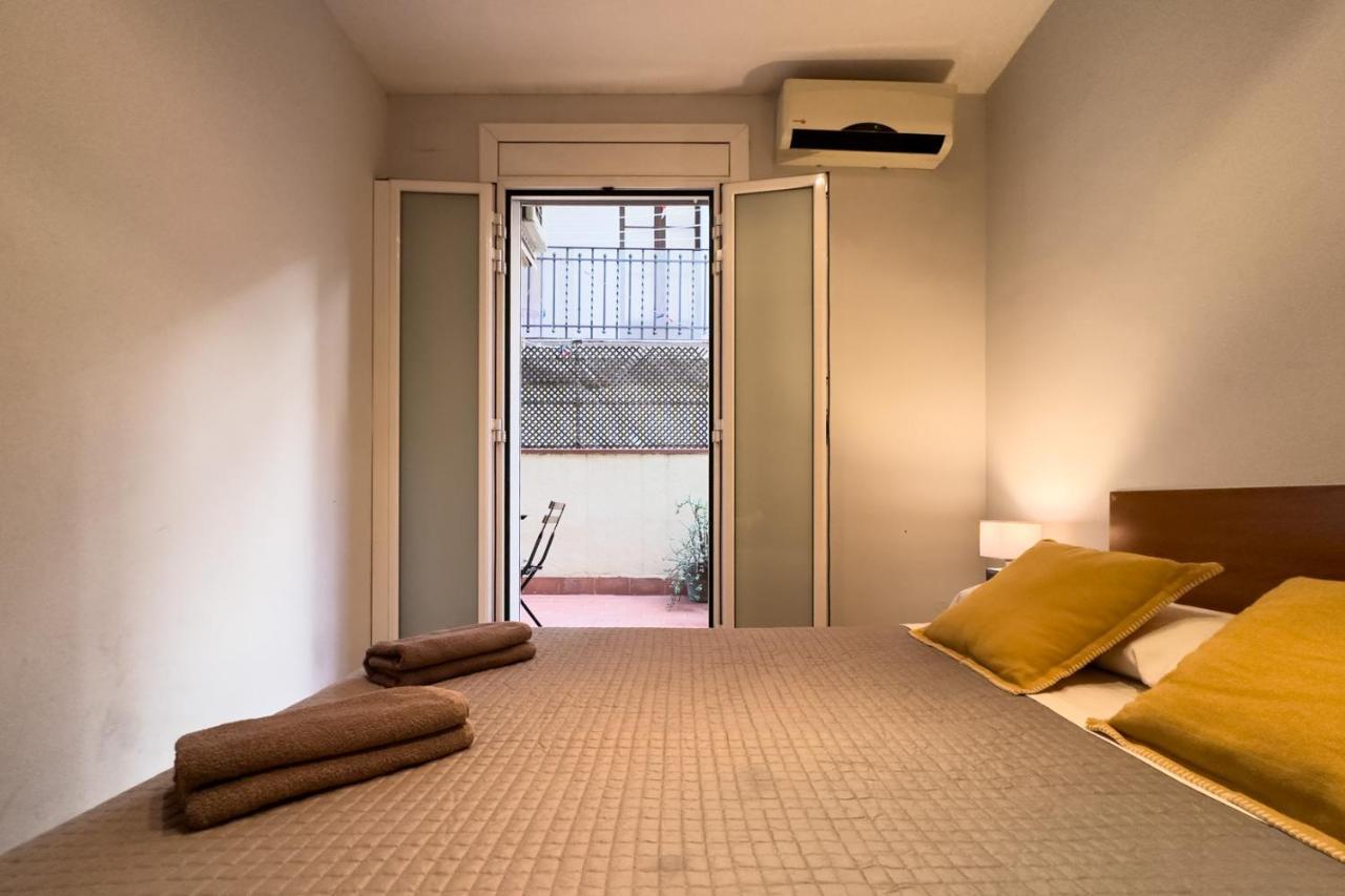 Aparteasy - Central Gracia Apartments Barcelona Luaran gambar