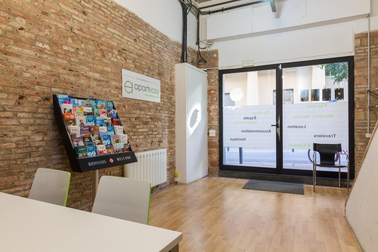 Aparteasy - Central Gracia Apartments Barcelona Luaran gambar