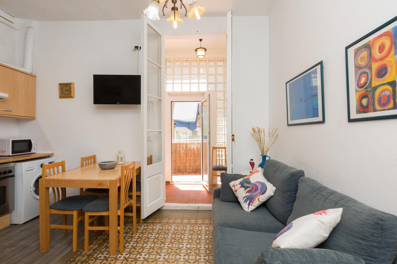 Aparteasy - Central Gracia Apartments Barcelona Luaran gambar