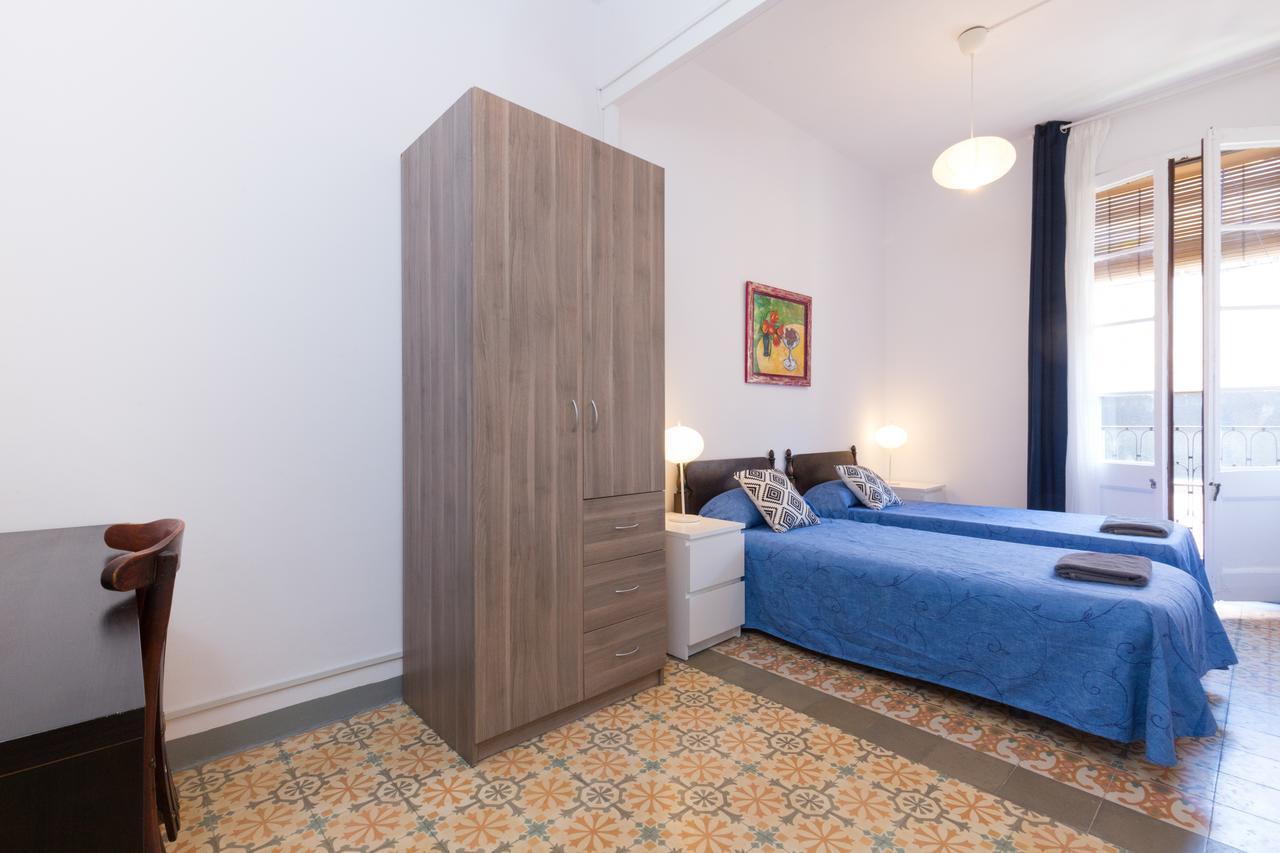 Aparteasy - Central Gracia Apartments Barcelona Luaran gambar