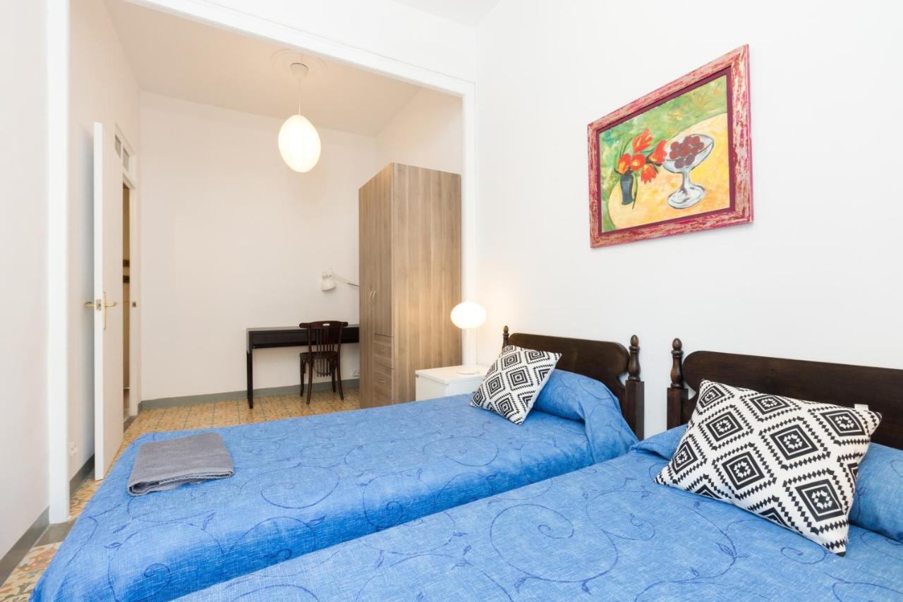 Aparteasy - Central Gracia Apartments Barcelona Luaran gambar
